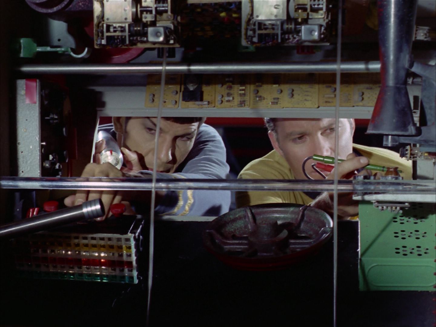 ariane179254_StarTrek_1x24_ThisSideOfParadise_2911.jpg