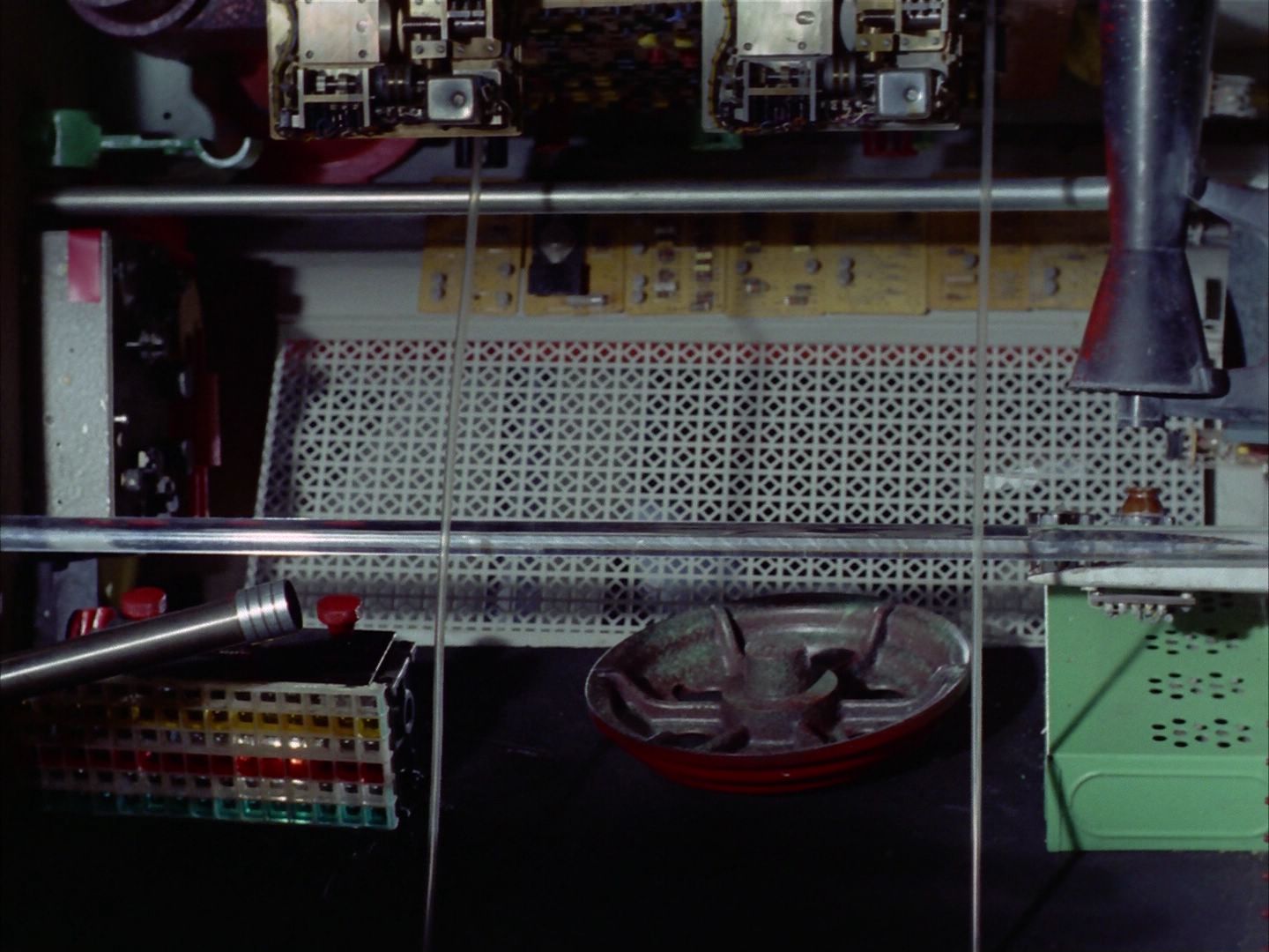 ariane179254_StarTrek_1x24_ThisSideOfParadise_2951.jpg
