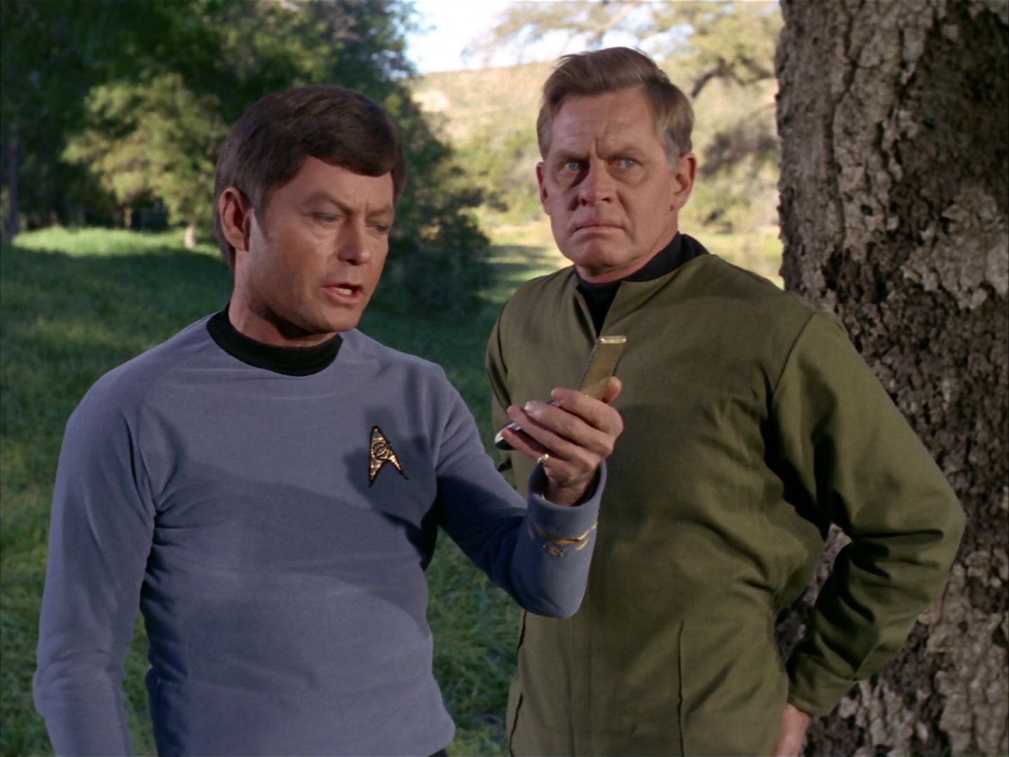 ariane179254_StarTrek_1x24_ThisSideOfParadise_3106.jpg