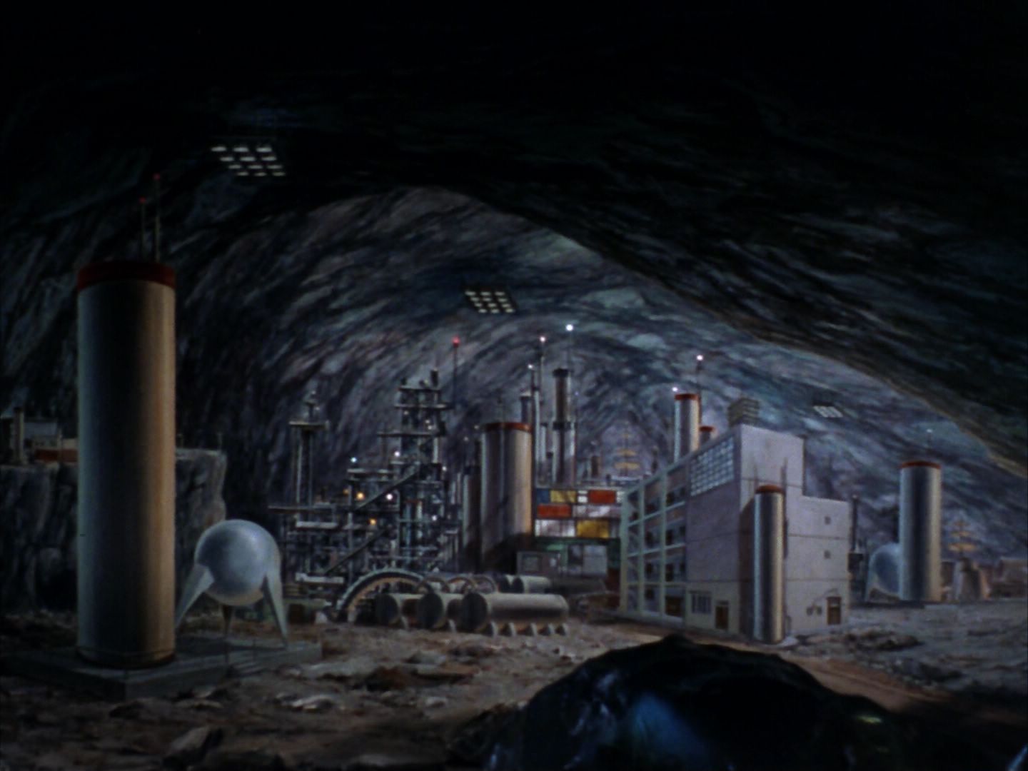 ariane179254_StarTrek_1x25_TheDevilInTheDark_0013.jpg