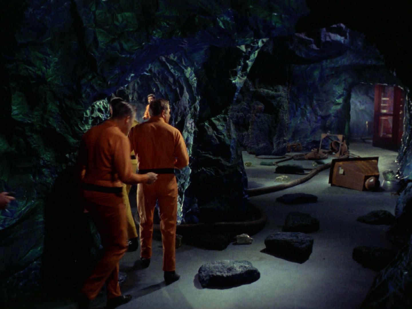 ariane179254_StarTrek_1x25_TheDevilInTheDark_0036.jpg