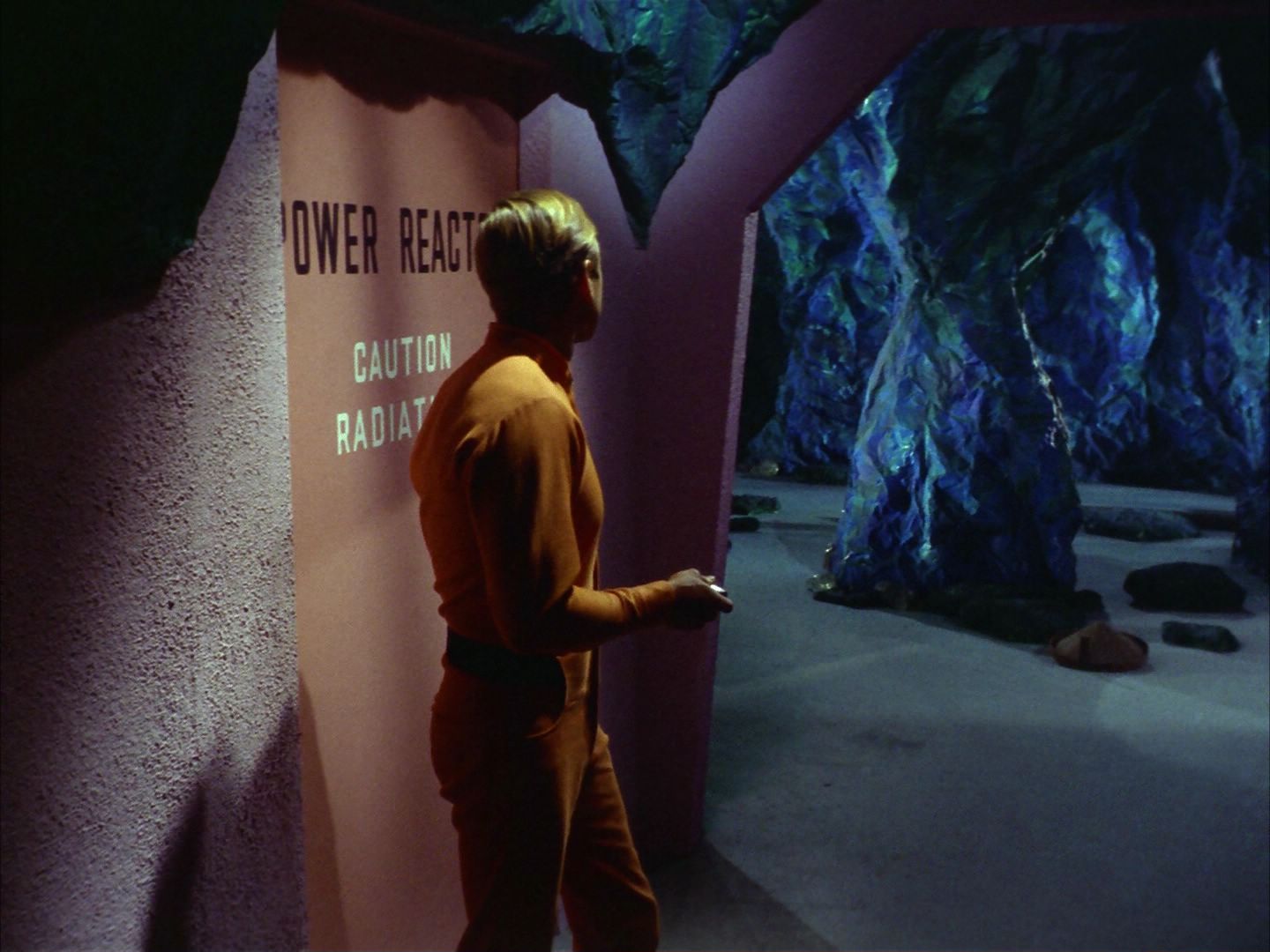 ariane179254_StarTrek_1x25_TheDevilInTheDark_0546.jpg