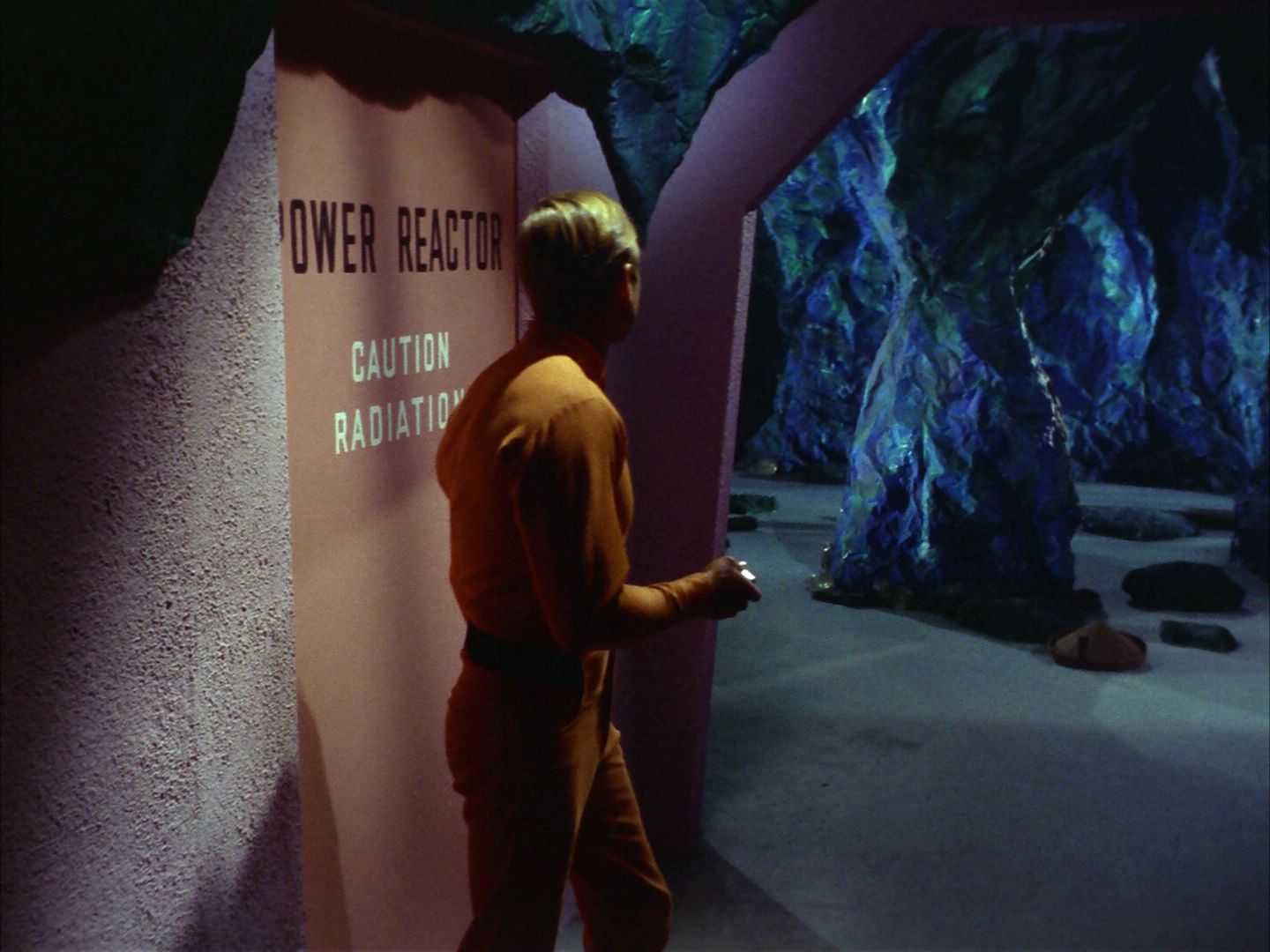 ariane179254_StarTrek_1x25_TheDevilInTheDark_0547.jpg