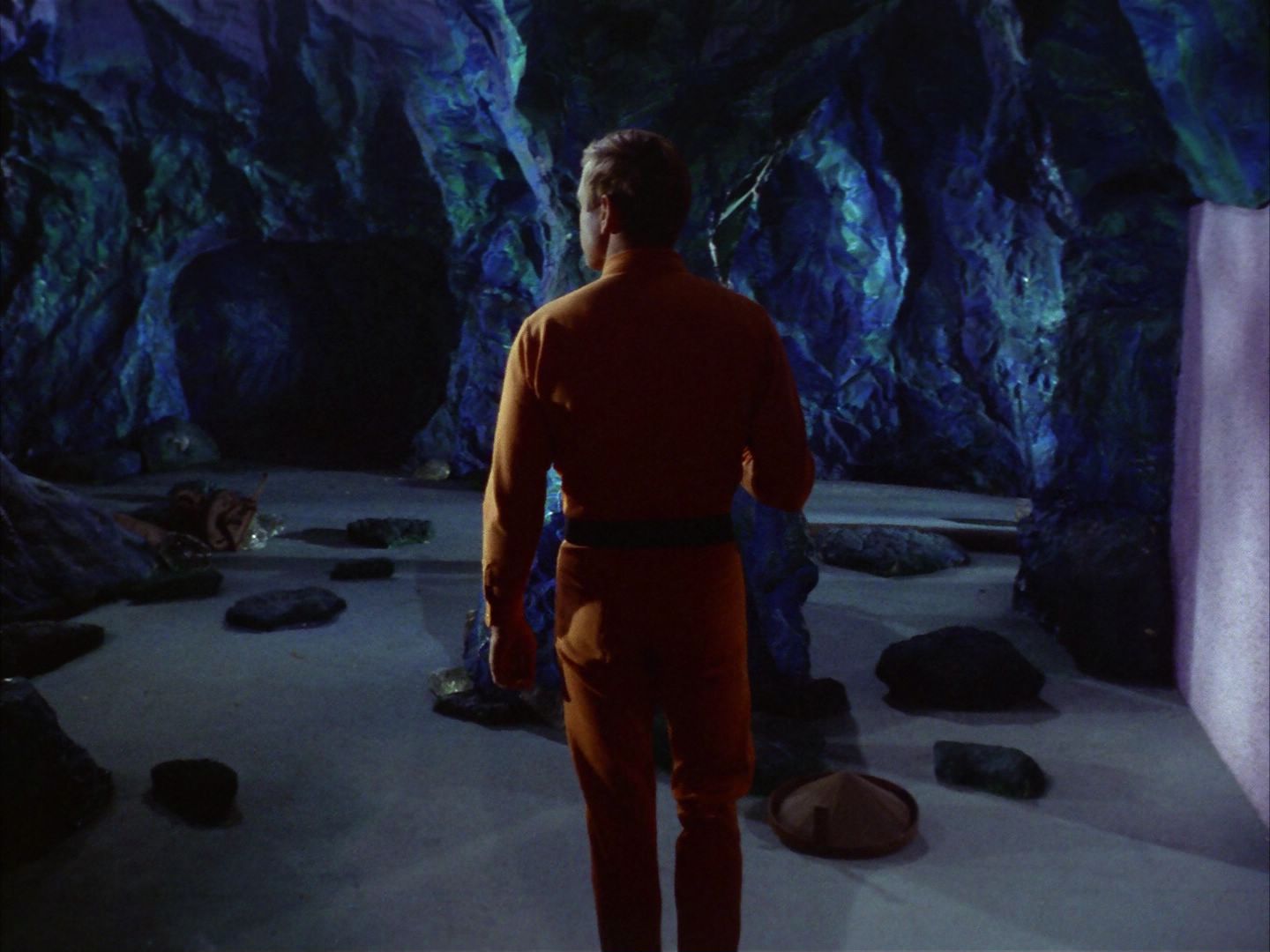 ariane179254_StarTrek_1x25_TheDevilInTheDark_0556.jpg