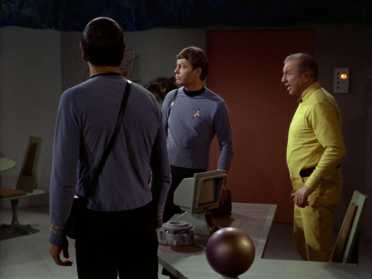 ariane179254_StarTrek_1x25_TheDevilInTheDark_0599.jpg