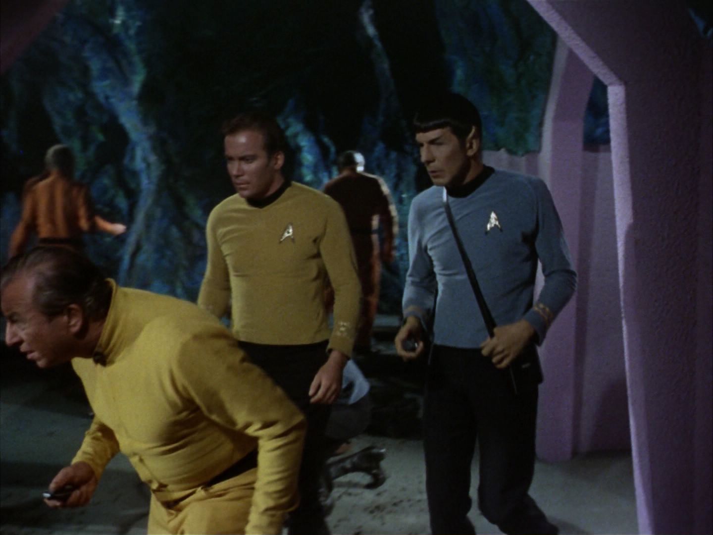 ariane179254_StarTrek_1x25_TheDevilInTheDark_0614.jpg