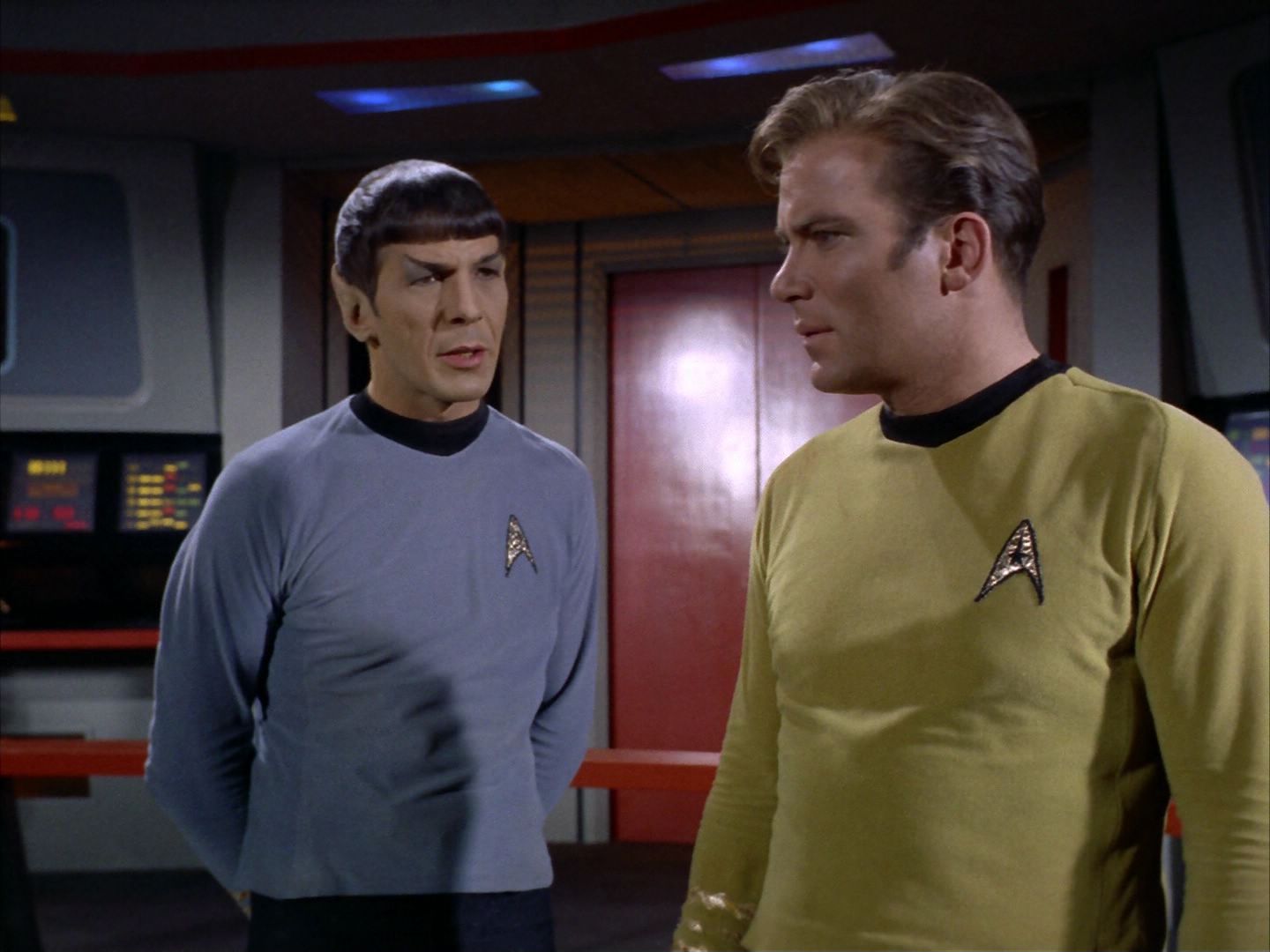 ariane179254_StarTrek_1x26_ErrandOfMercy_0057.jpg