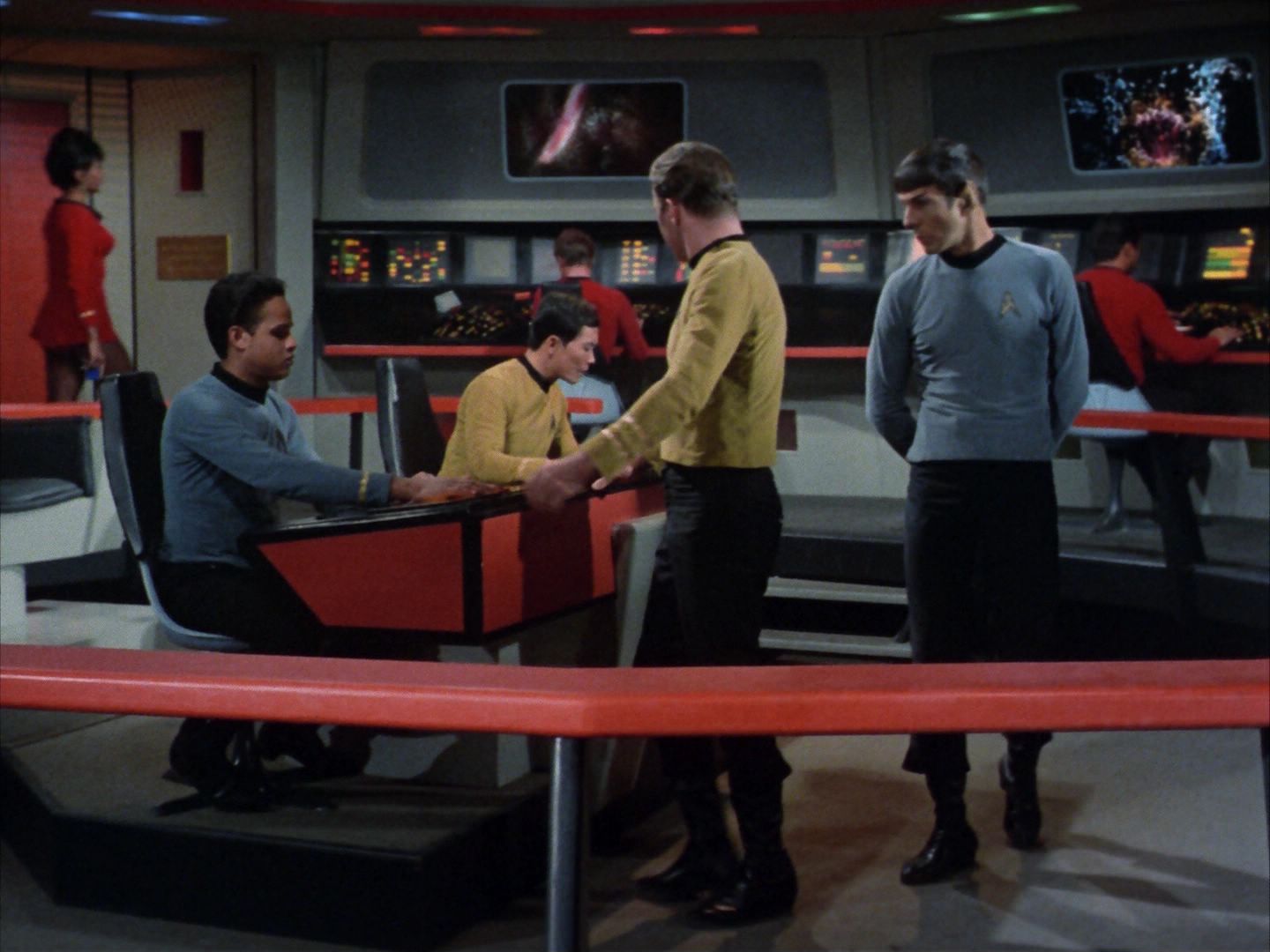 ariane179254_StarTrek_1x26_ErrandOfMercy_0086.jpg
