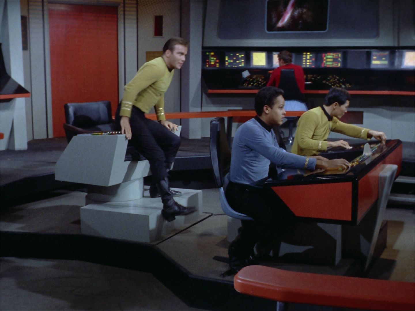 ariane179254_StarTrek_1x26_ErrandOfMercy_0124.jpg