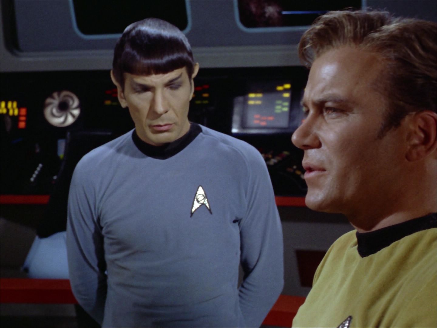 ariane179254_StarTrek_1x26_ErrandOfMercy_0204.jpg