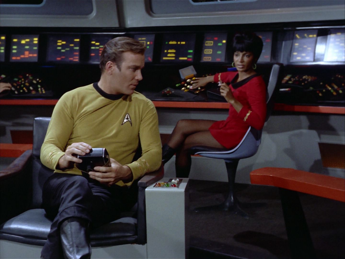 ariane179254_StarTrek_1x26_ErrandOfMercy_0292.jpg