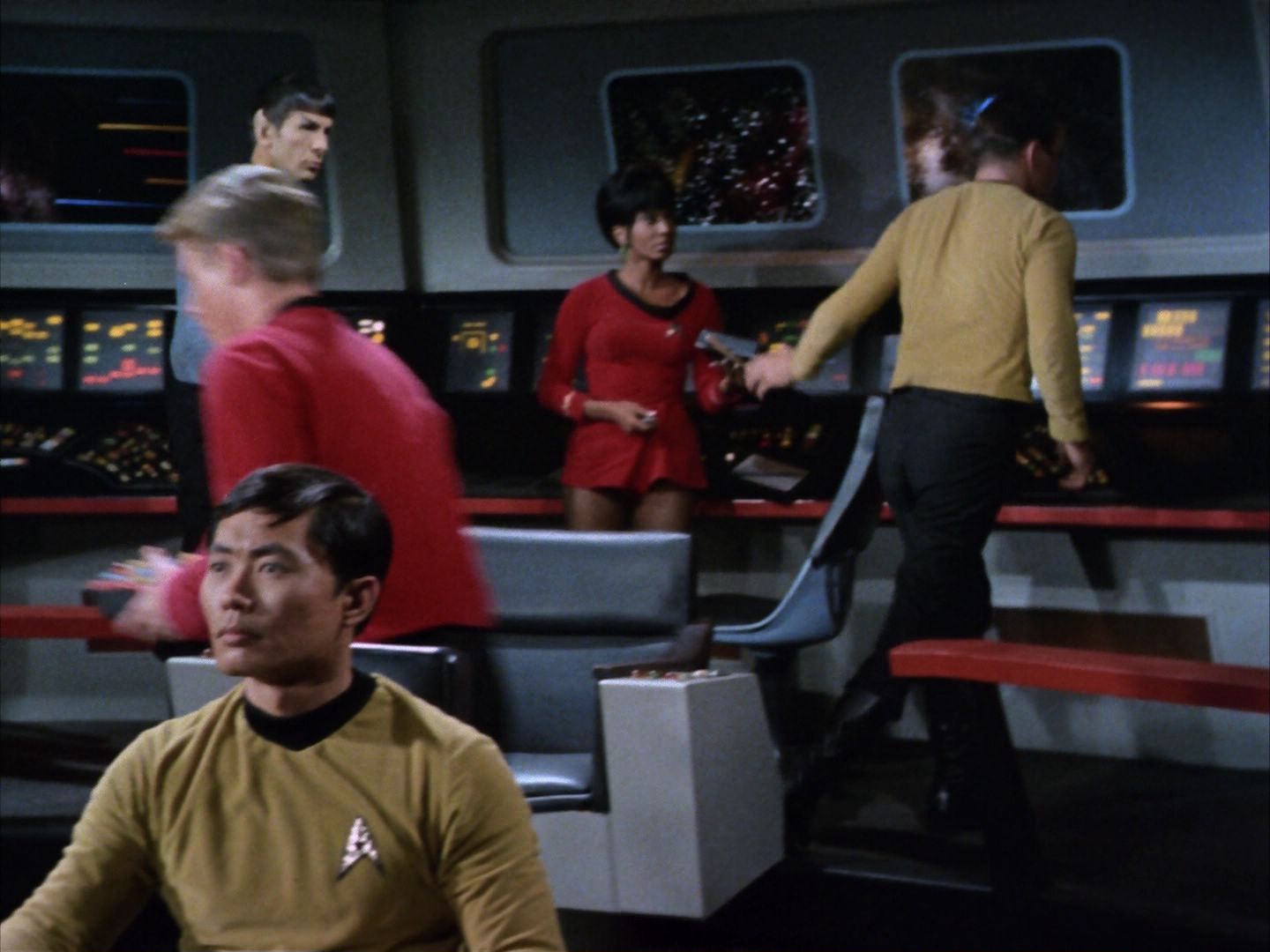 ariane179254_StarTrek_1x26_ErrandOfMercy_0348.jpg