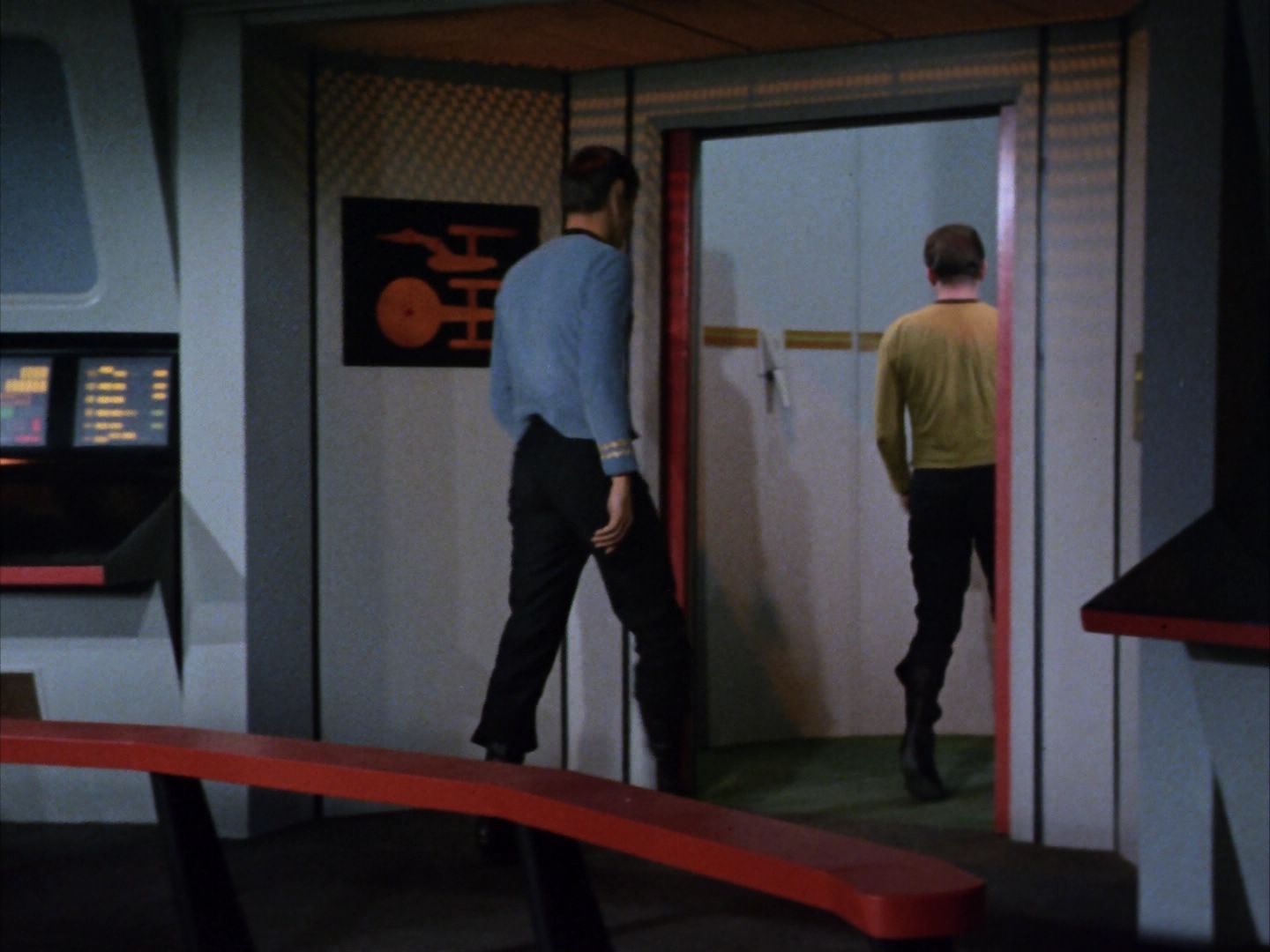 ariane179254_StarTrek_1x26_ErrandOfMercy_0351.jpg