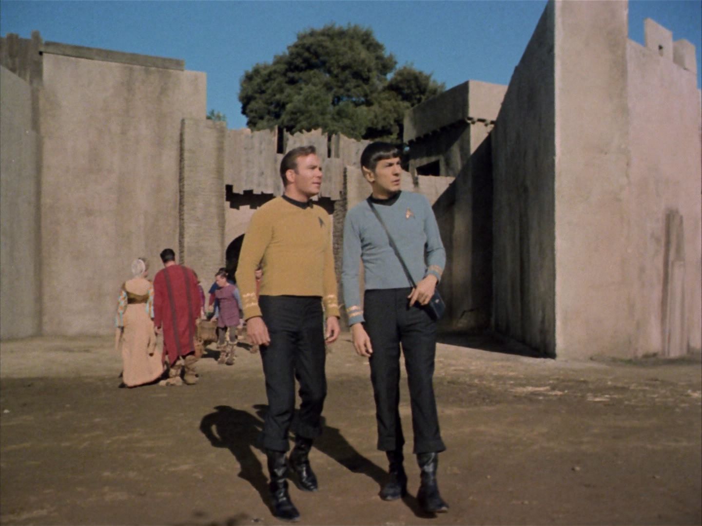 ariane179254_StarTrek_1x26_ErrandOfMercy_0376.jpg