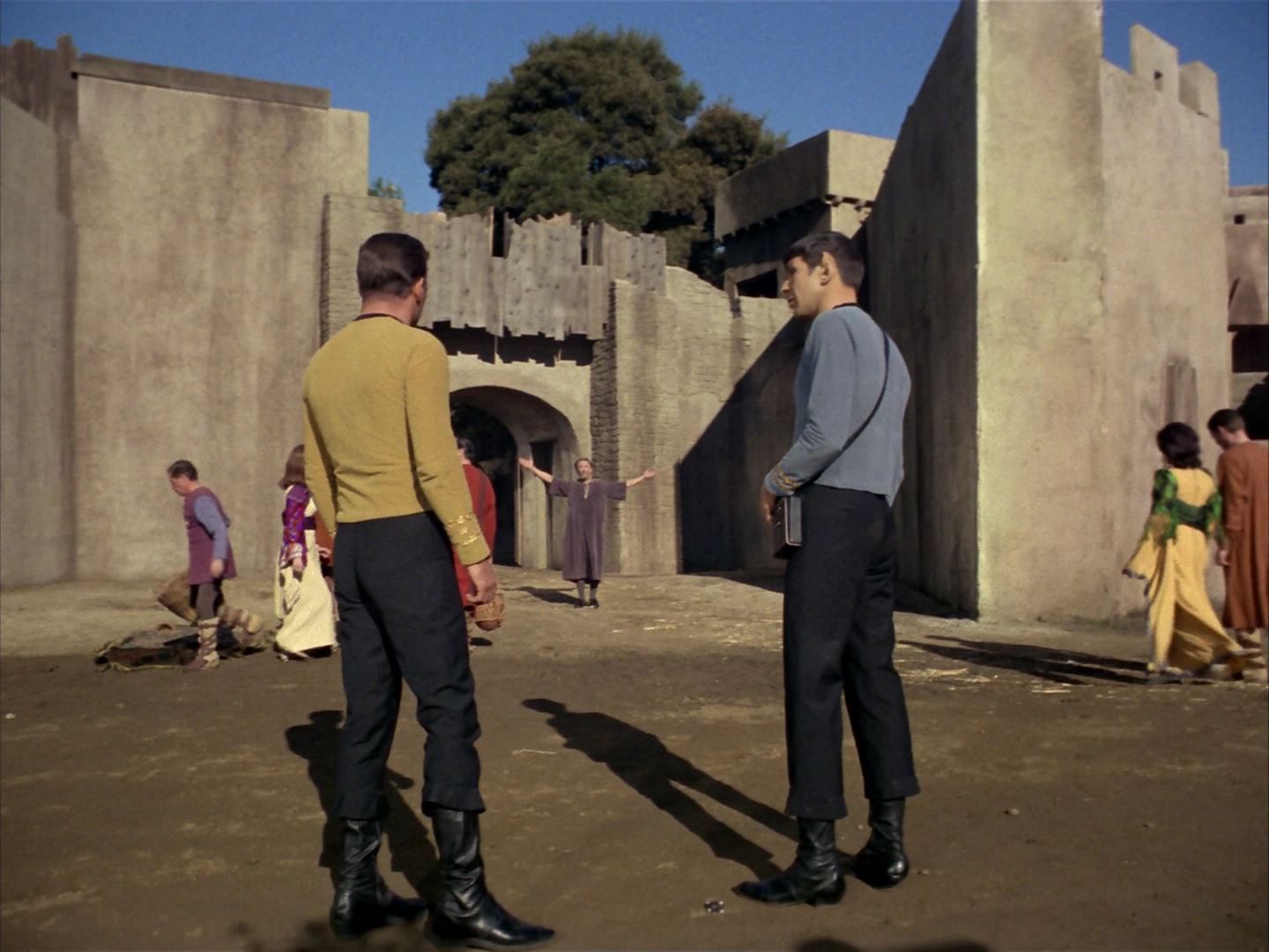 ariane179254_StarTrek_1x26_ErrandOfMercy_0393.jpg
