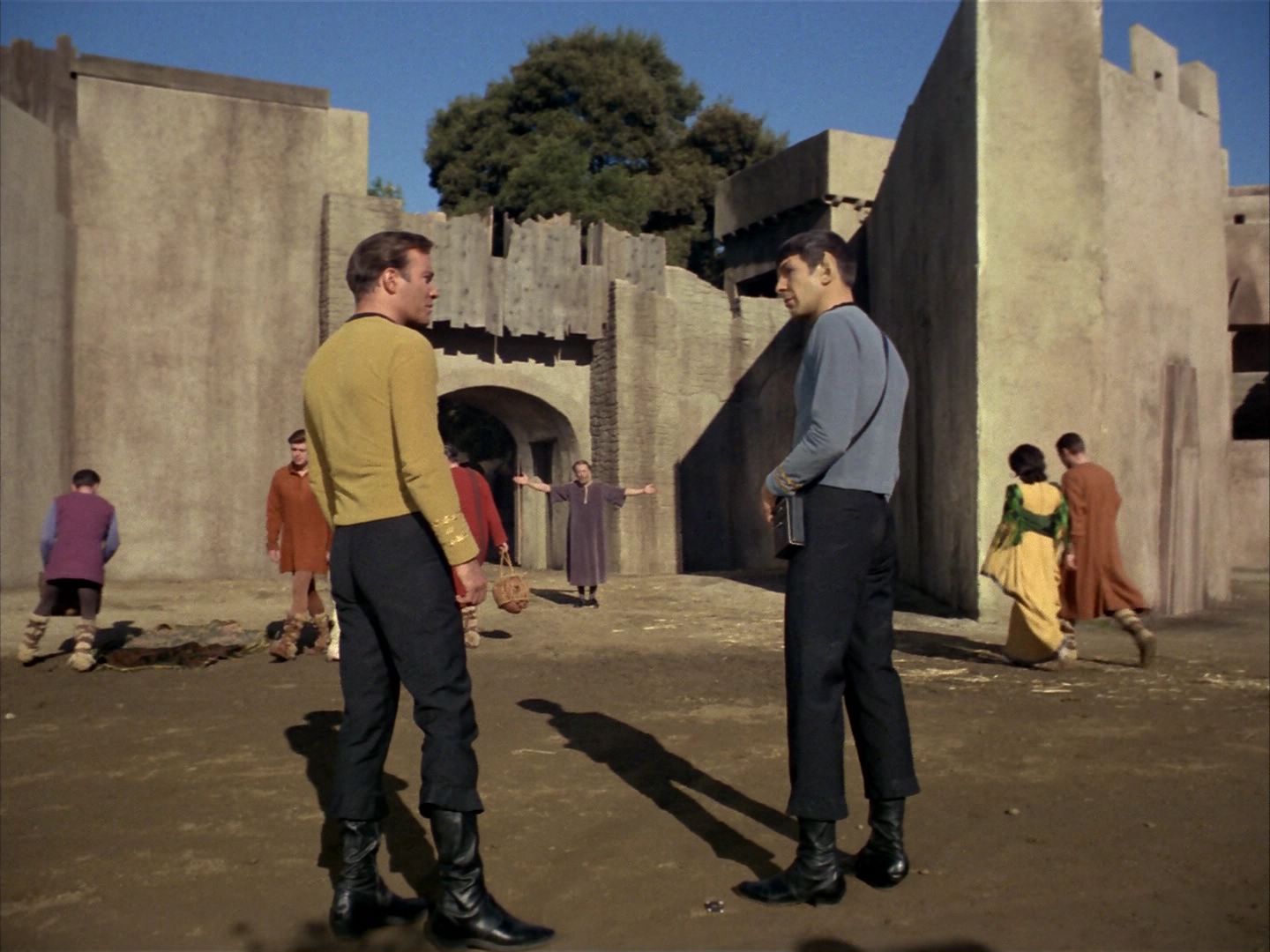 ariane179254_StarTrek_1x26_ErrandOfMercy_0394.jpg