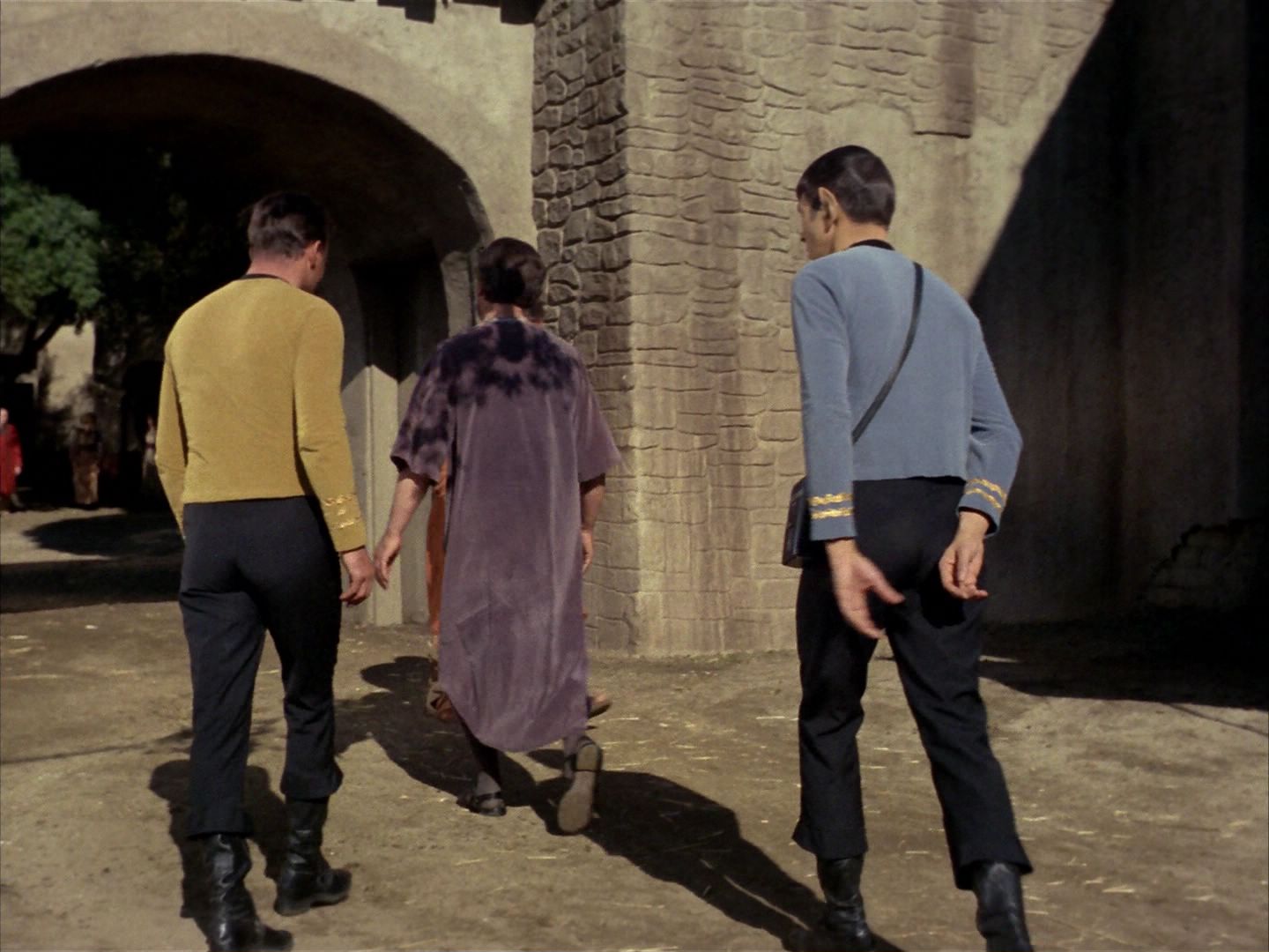 ariane179254_StarTrek_1x26_ErrandOfMercy_0443.jpg