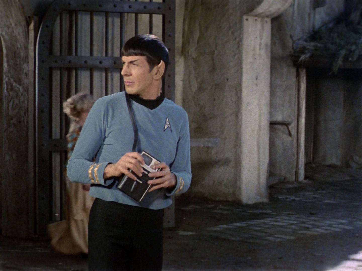 ariane179254_StarTrek_1x26_ErrandOfMercy_0470.jpg