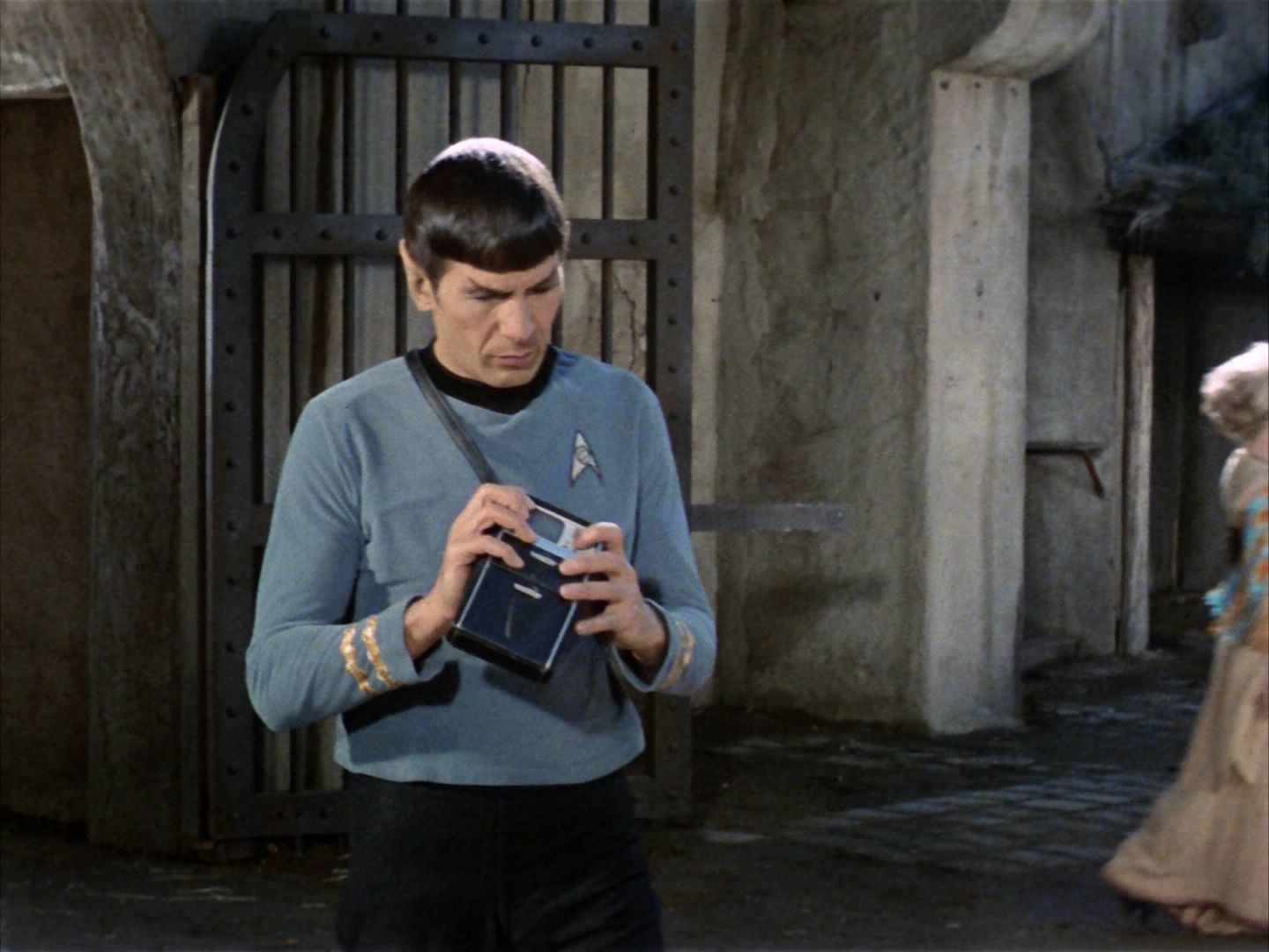 ariane179254_StarTrek_1x26_ErrandOfMercy_0472.jpg