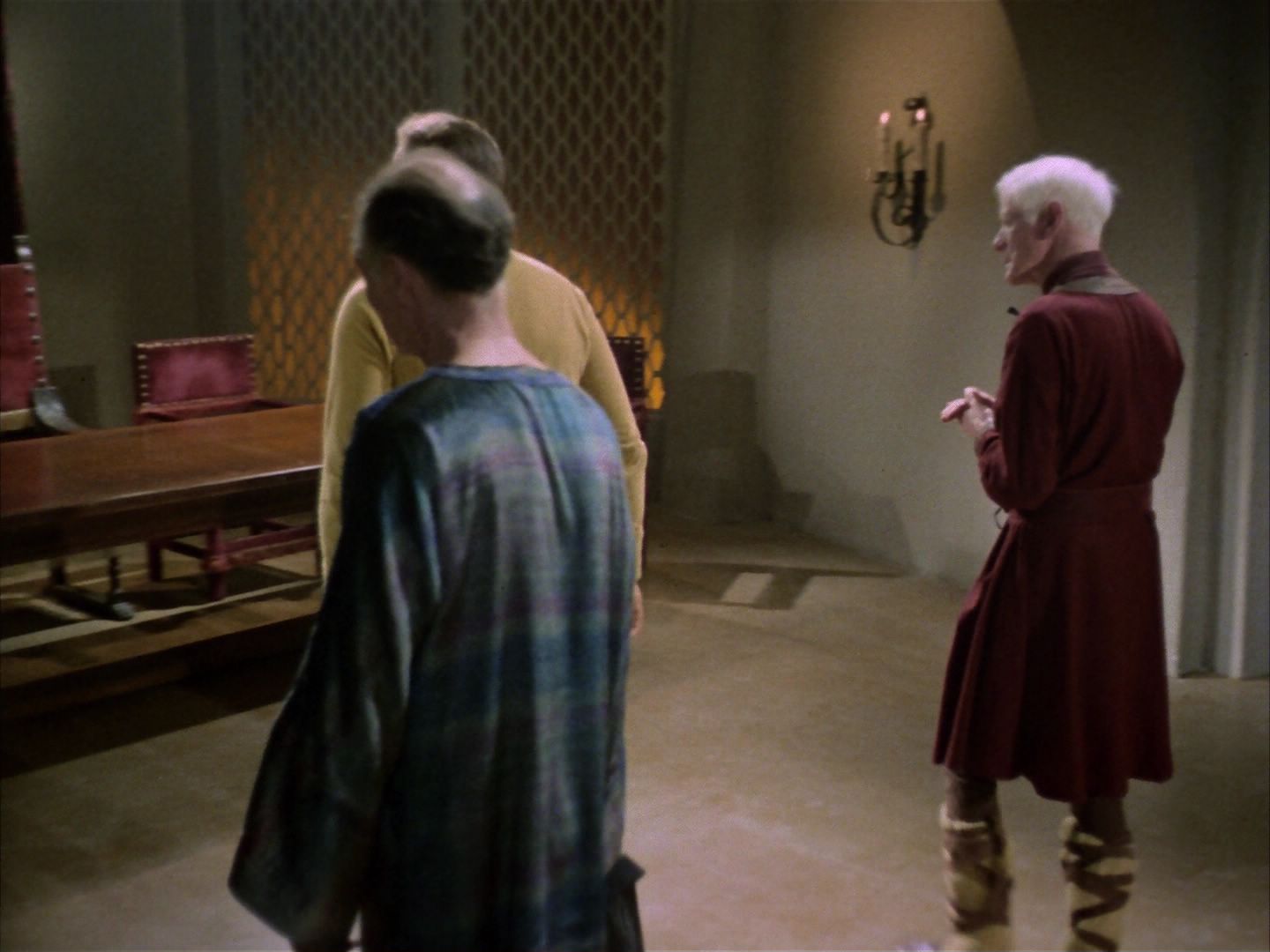 ariane179254_StarTrek_1x26_ErrandOfMercy_0485.jpg