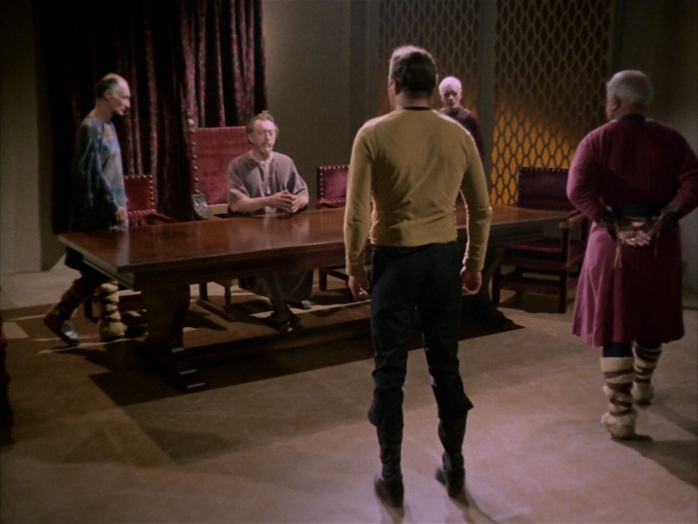 ariane179254_StarTrek_1x26_ErrandOfMercy_0492.jpg