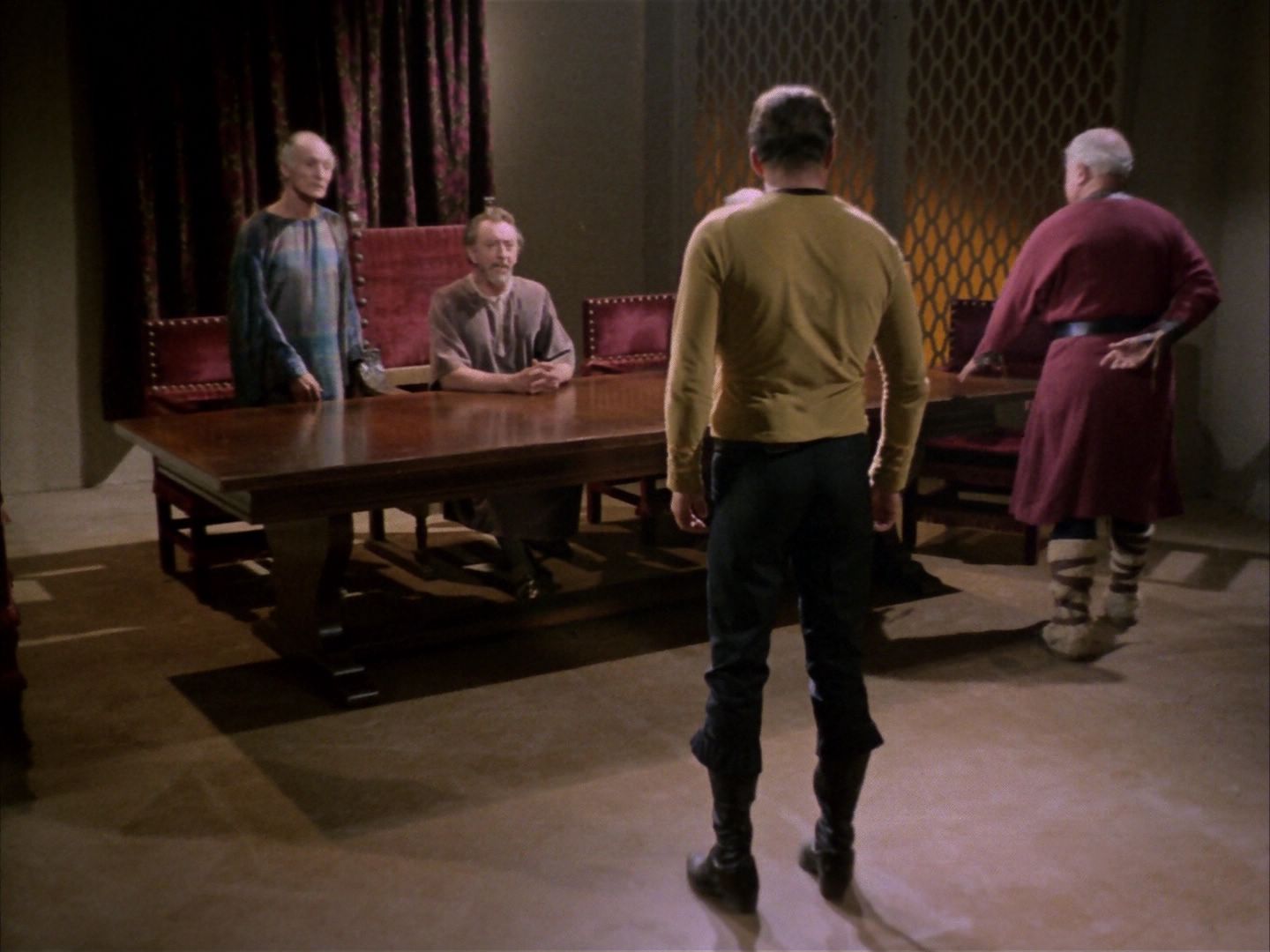 ariane179254_StarTrek_1x26_ErrandOfMercy_0494.jpg