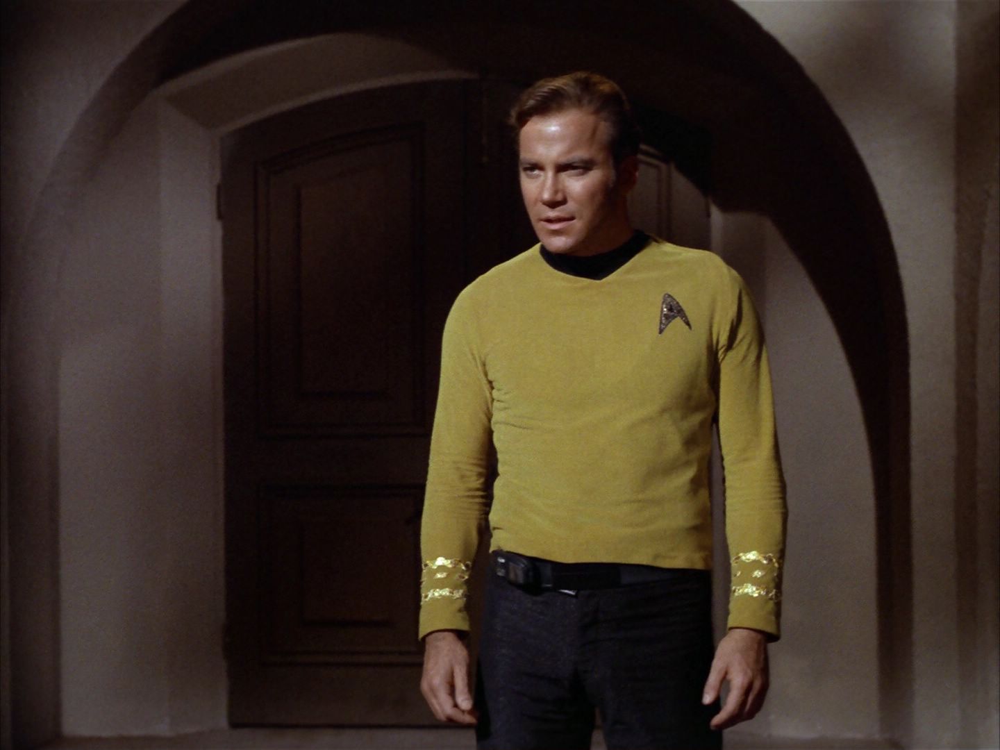 ariane179254_StarTrek_1x26_ErrandOfMercy_0508.jpg