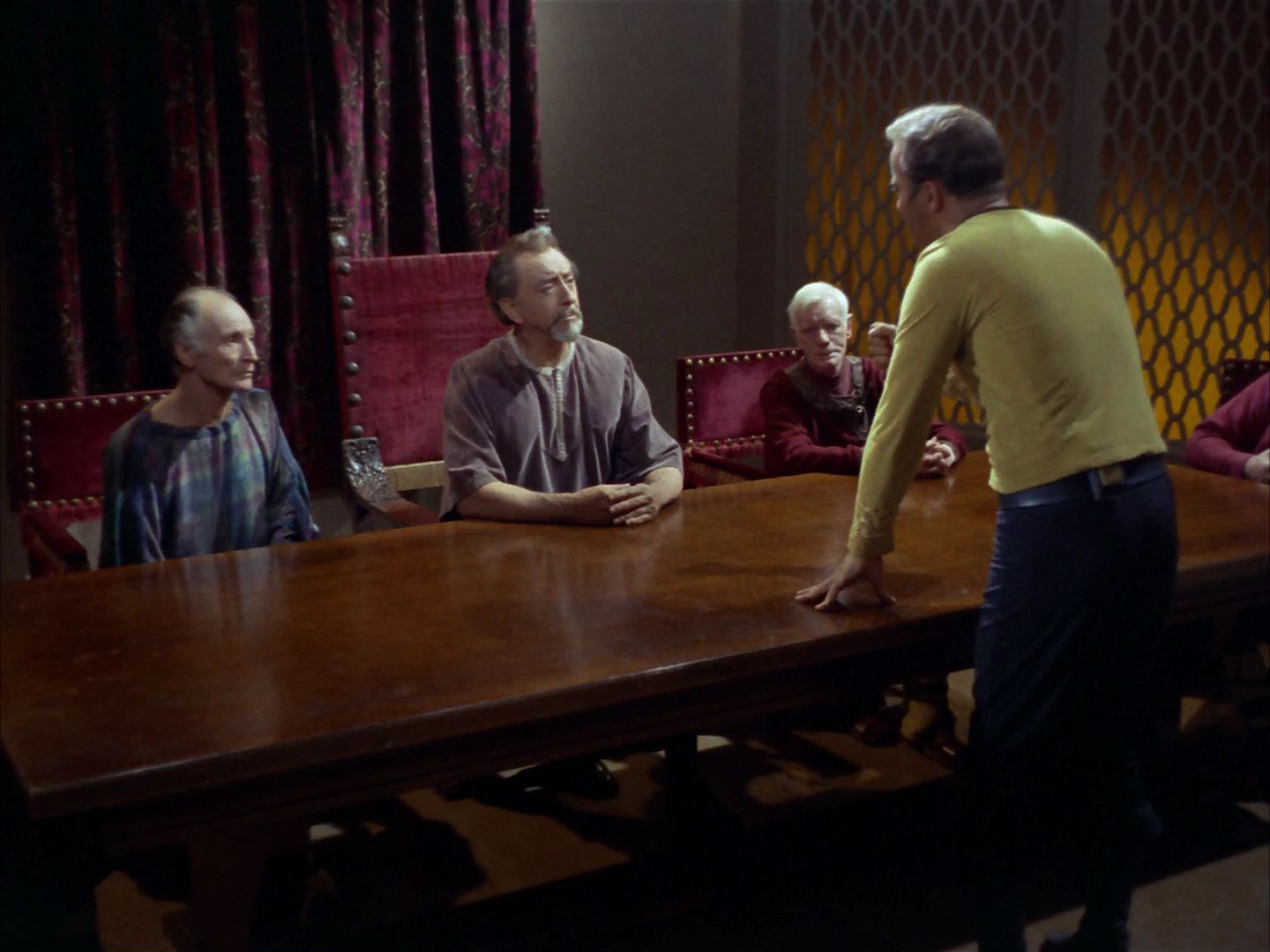 ariane179254_StarTrek_1x26_ErrandOfMercy_0603.jpg