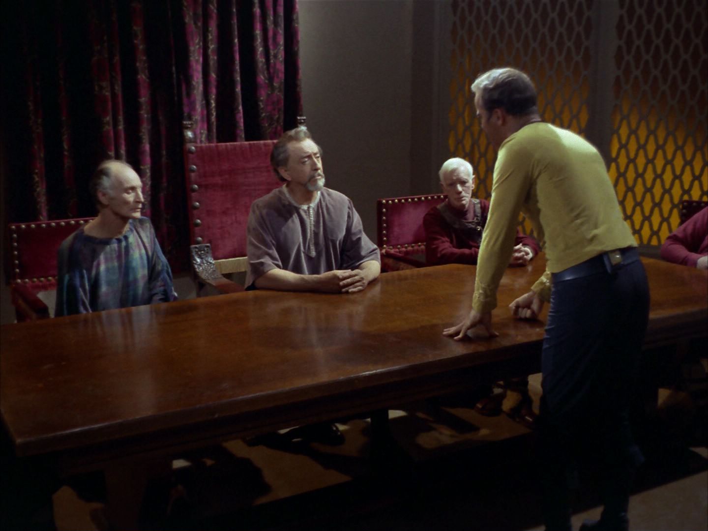 ariane179254_StarTrek_1x26_ErrandOfMercy_0604.jpg