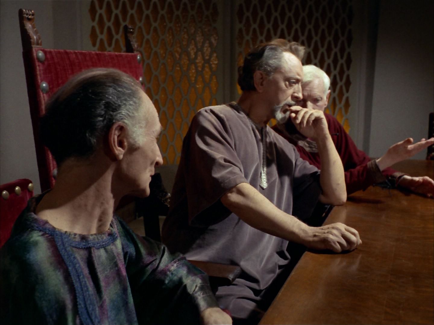 ariane179254_StarTrek_1x26_ErrandOfMercy_0626.jpg