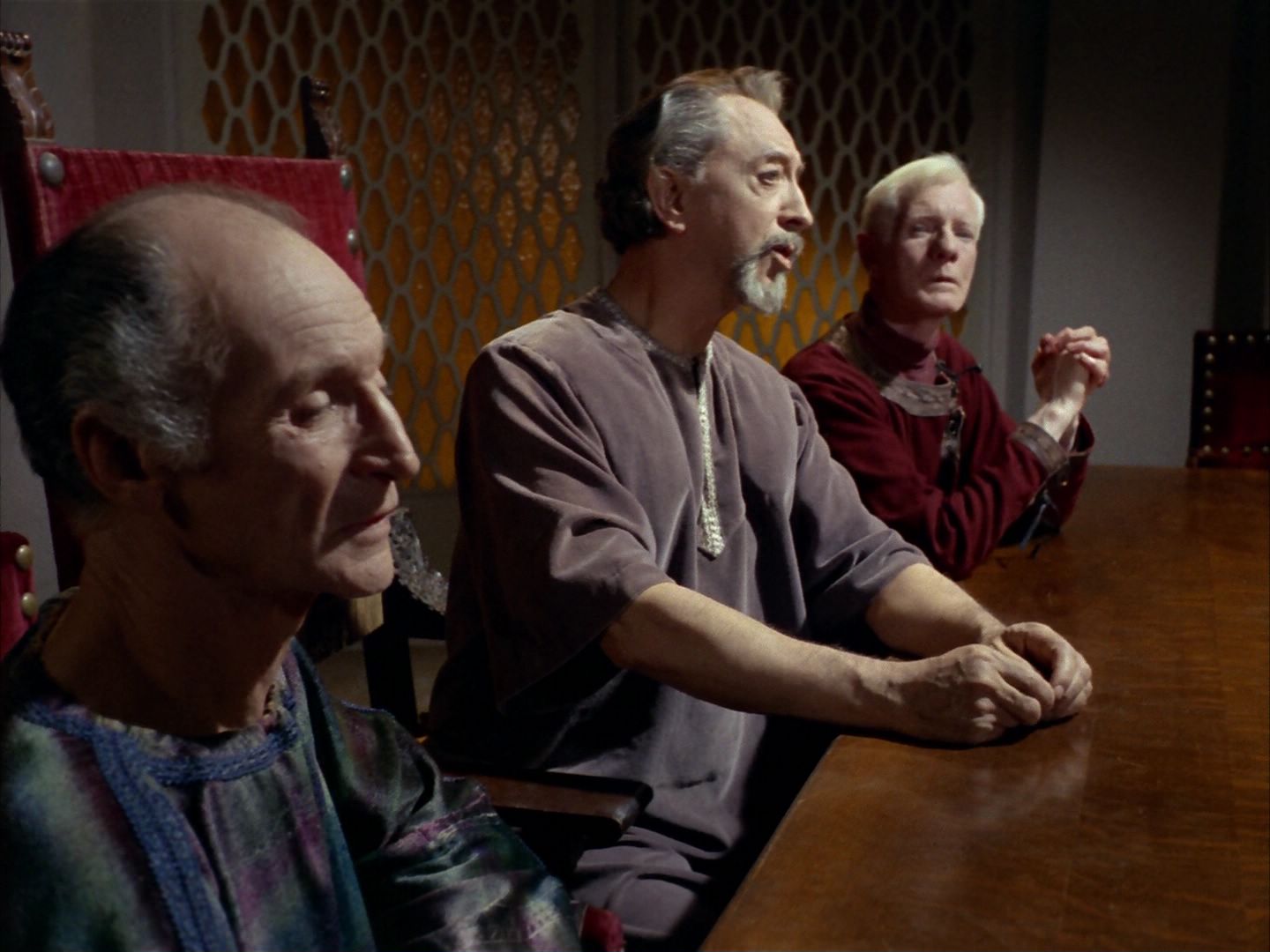ariane179254_StarTrek_1x26_ErrandOfMercy_0800.jpg