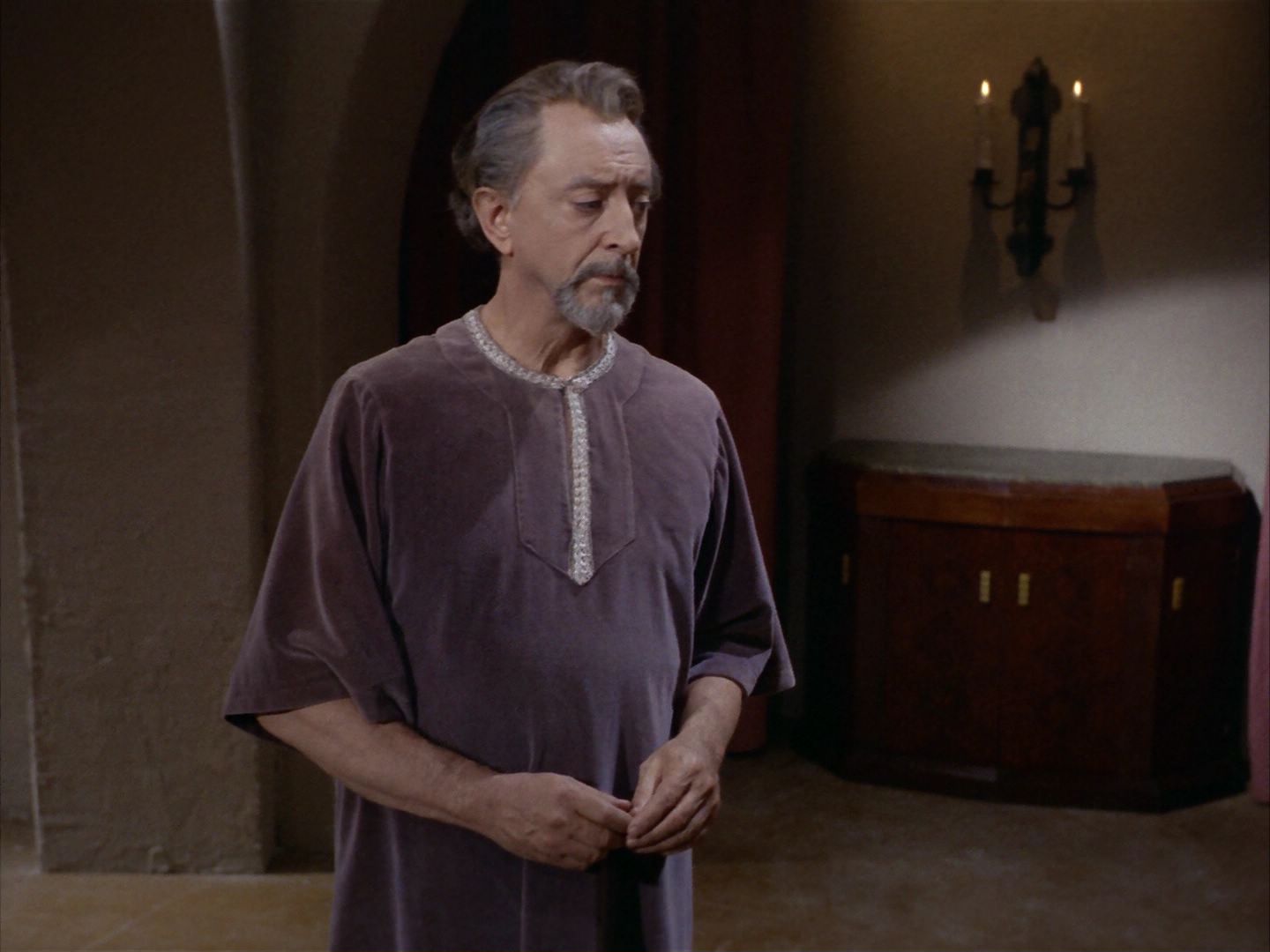 ariane179254_StarTrek_1x26_ErrandOfMercy_0849.jpg