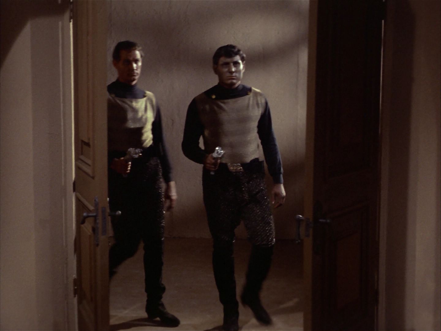 ariane179254_StarTrek_1x26_ErrandOfMercy_0907.jpg