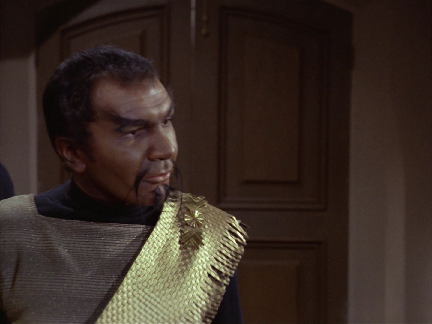 ariane179254_StarTrek_1x26_ErrandOfMercy_1001.jpg