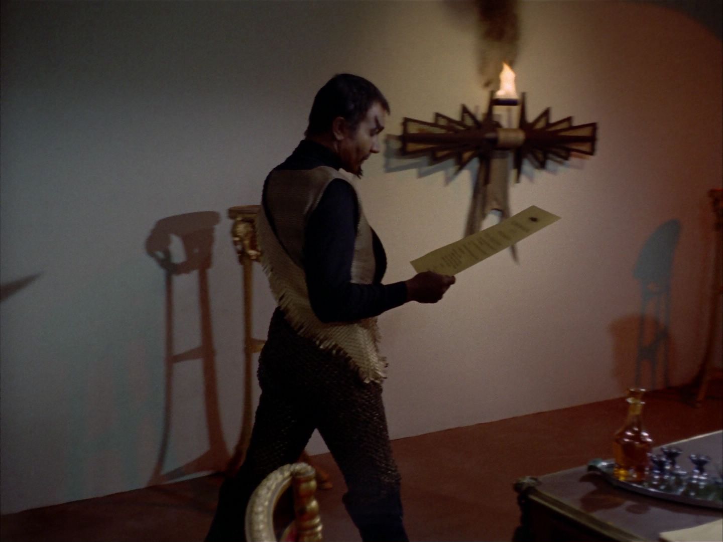 ariane179254_StarTrek_1x26_ErrandOfMercy_1231.jpg