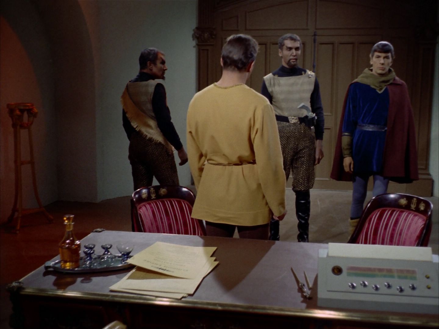 ariane179254_StarTrek_1x26_ErrandOfMercy_1268.jpg