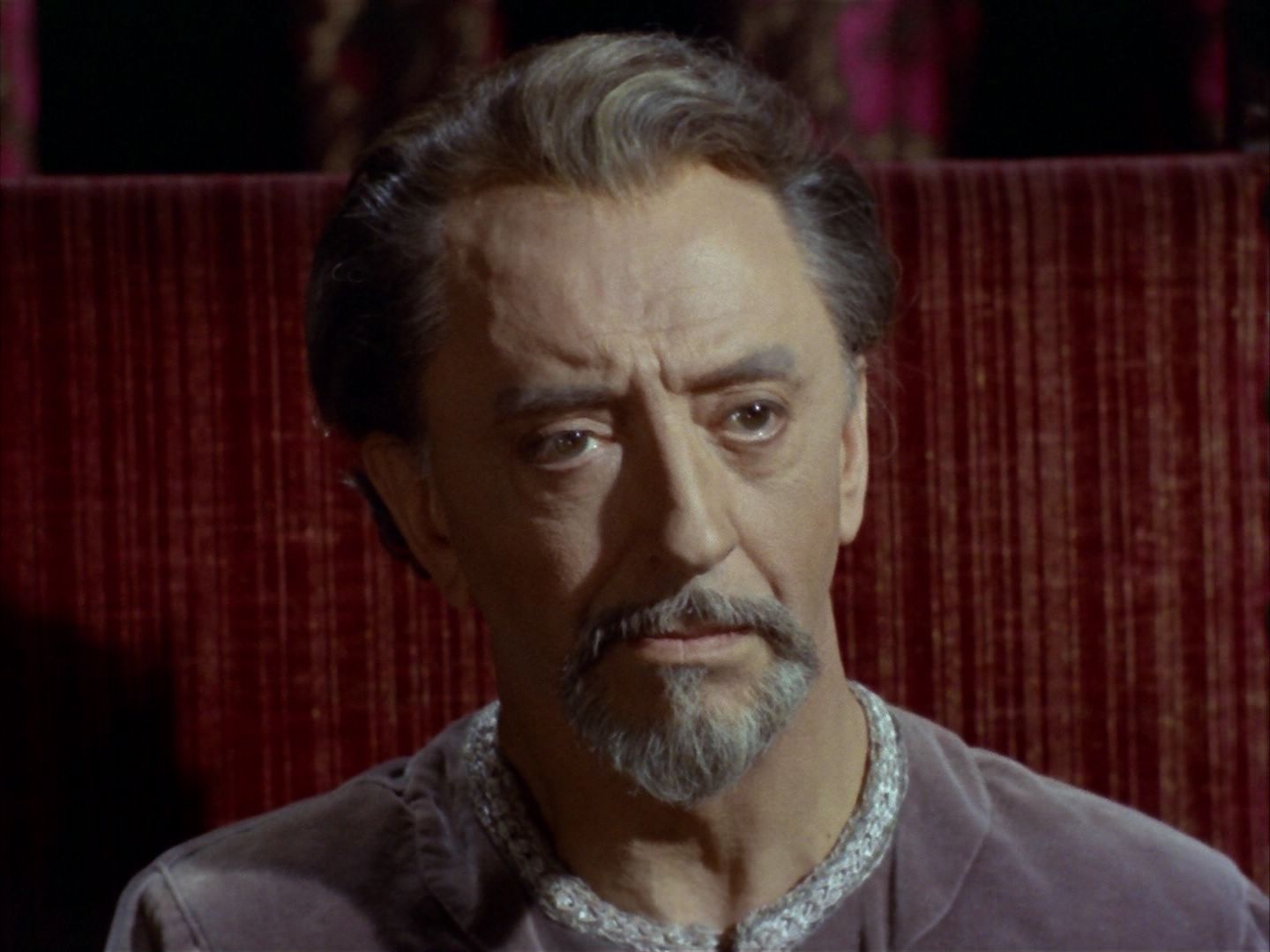 ariane179254_StarTrek_1x26_ErrandOfMercy_1661.jpg