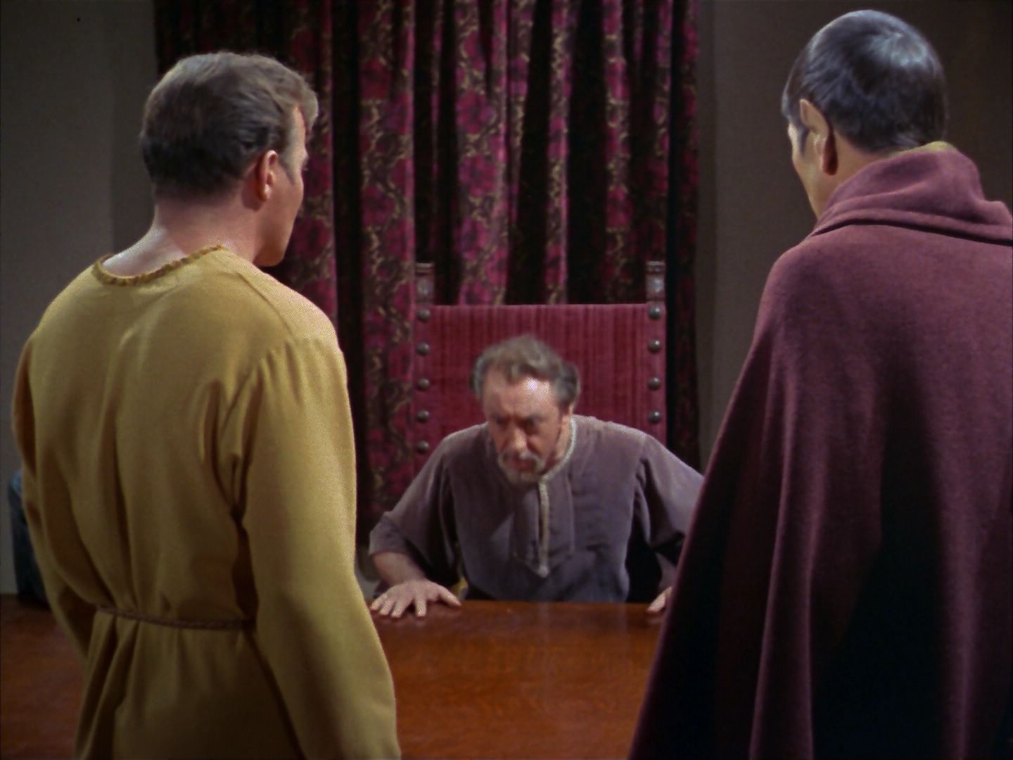 ariane179254_StarTrek_1x26_ErrandOfMercy_2153.jpg
