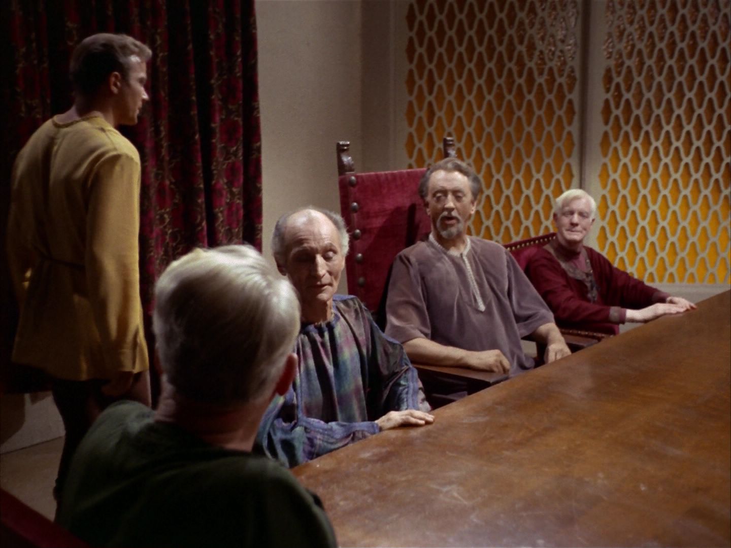 ariane179254_StarTrek_1x26_ErrandOfMercy_2205.jpg