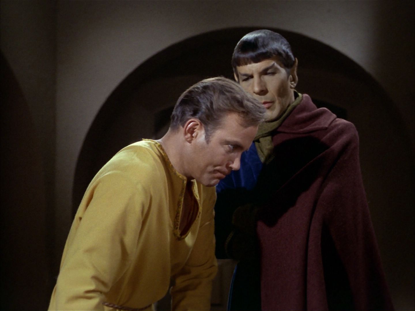 ariane179254_StarTrek_1x26_ErrandOfMercy_2306.jpg