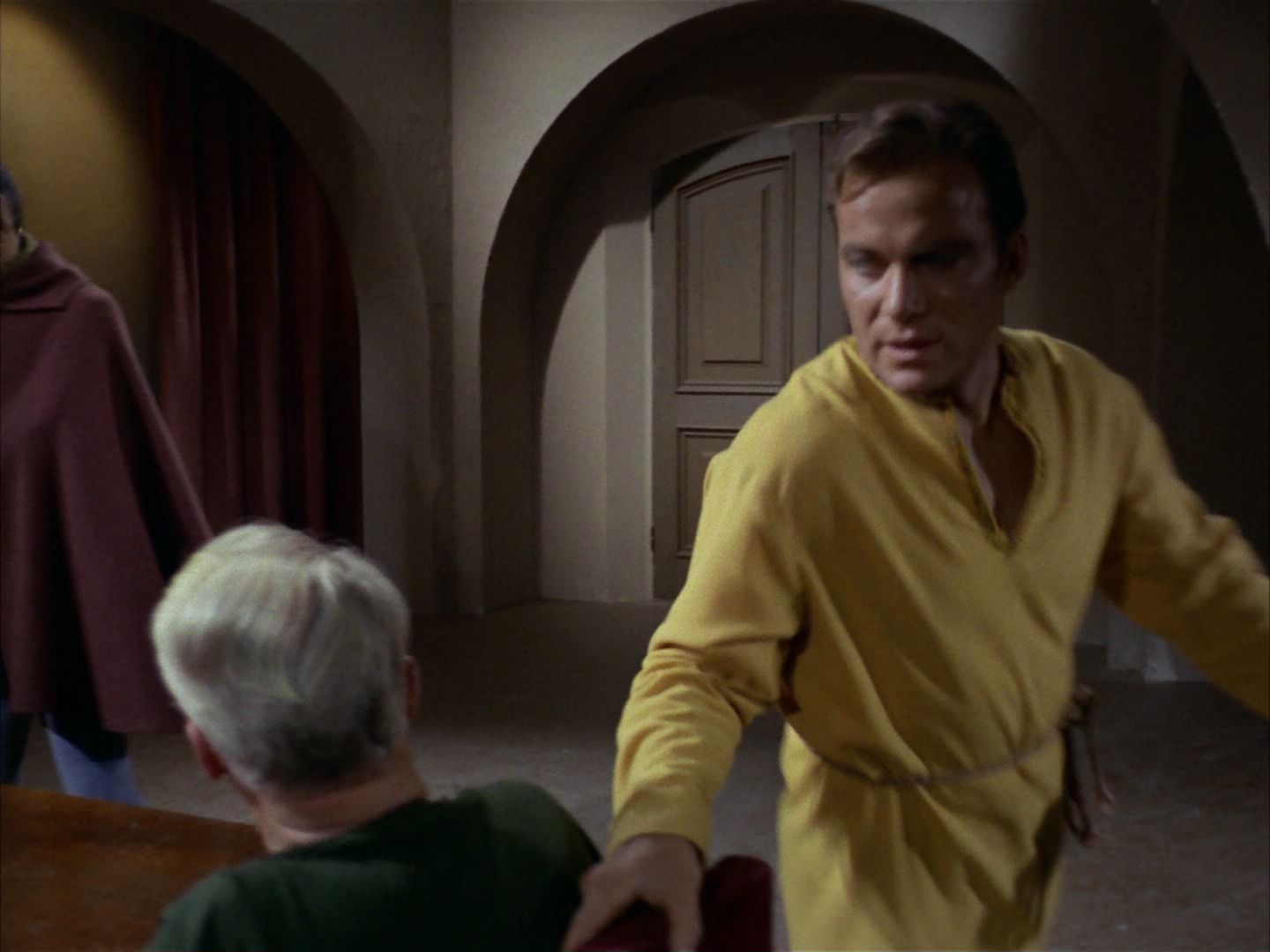 ariane179254_StarTrek_1x26_ErrandOfMercy_2330.jpg