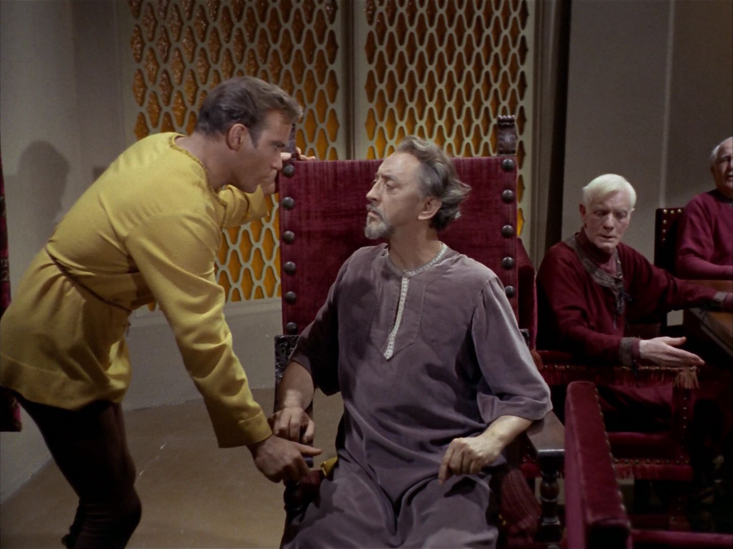ariane179254_StarTrek_1x26_ErrandOfMercy_2335.jpg