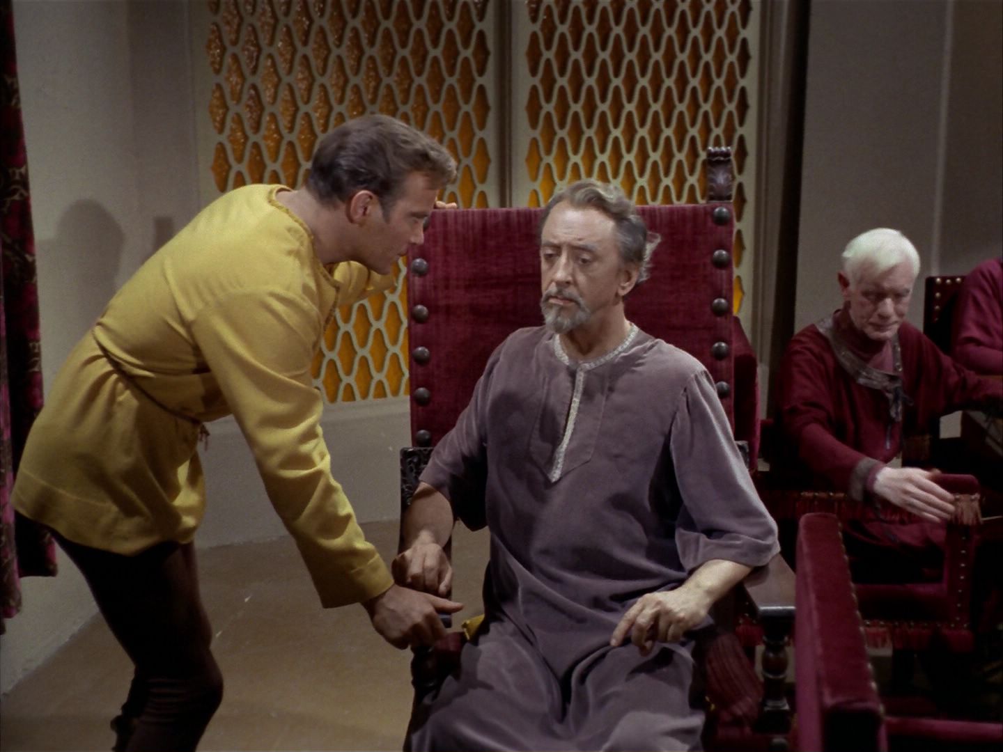ariane179254_StarTrek_1x26_ErrandOfMercy_2349.jpg