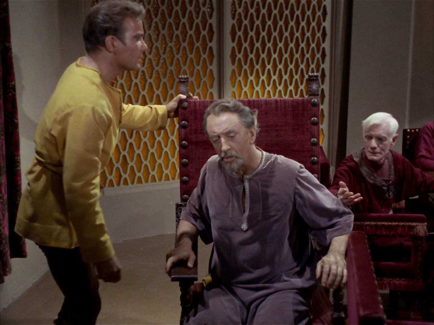 ariane179254_StarTrek_1x26_ErrandOfMercy_2354.jpg