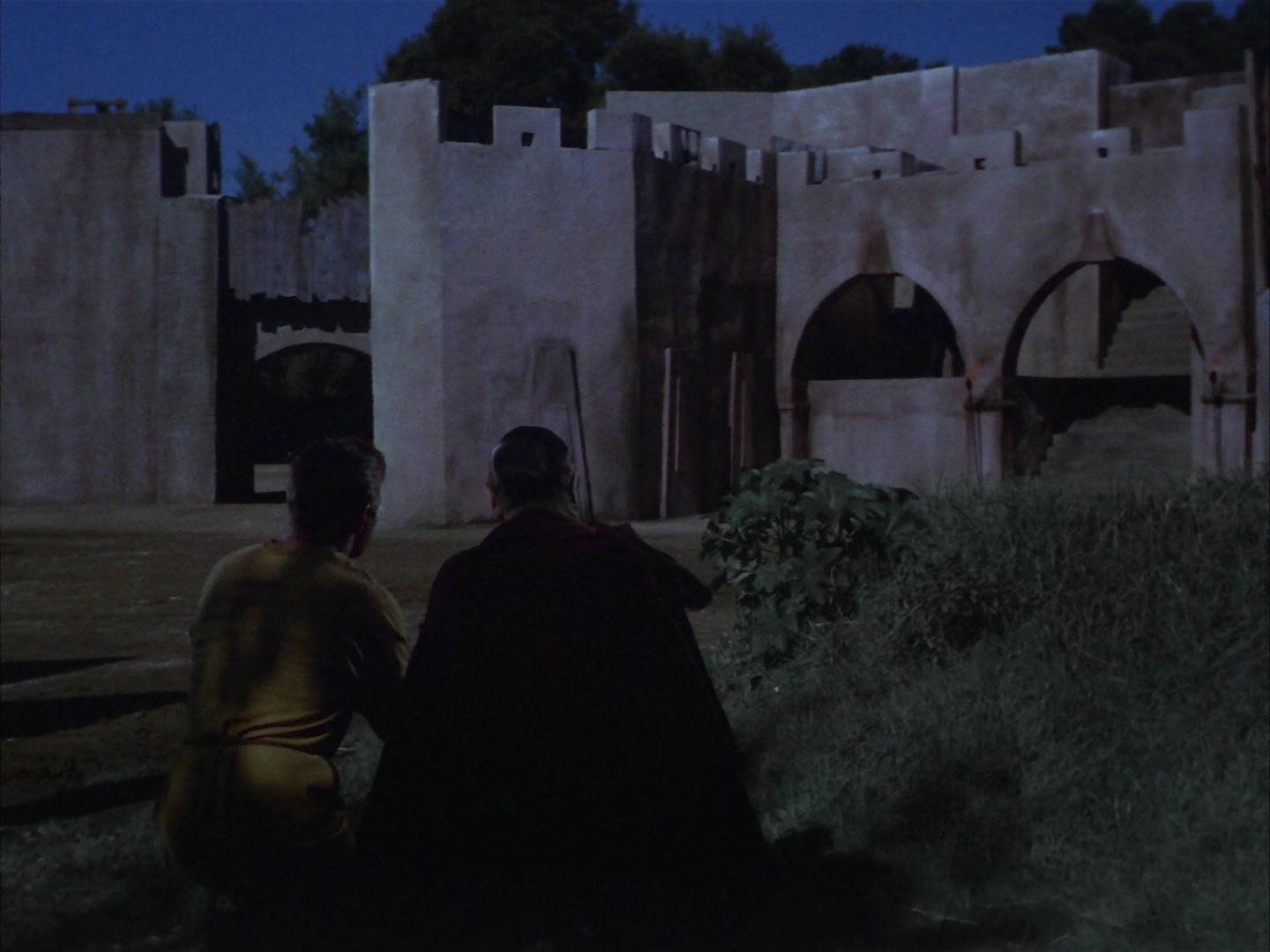 ariane179254_StarTrek_1x26_ErrandOfMercy_2440.jpg
