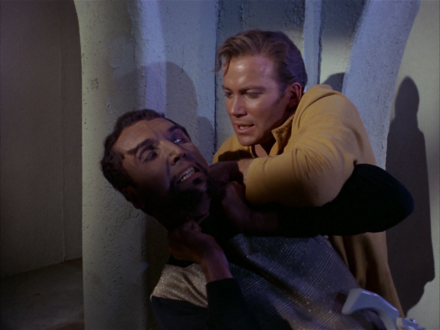 ariane179254_StarTrek_1x26_ErrandOfMercy_2556.jpg