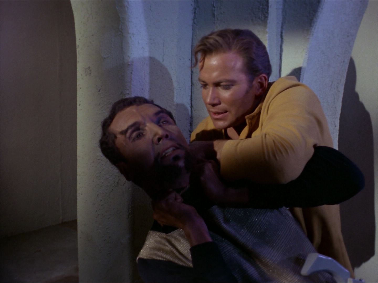 ariane179254_StarTrek_1x26_ErrandOfMercy_2560.jpg
