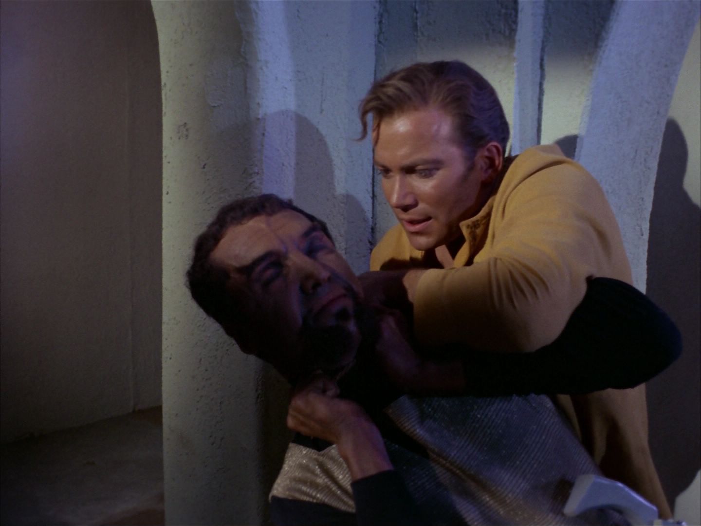 ariane179254_StarTrek_1x26_ErrandOfMercy_2565.jpg