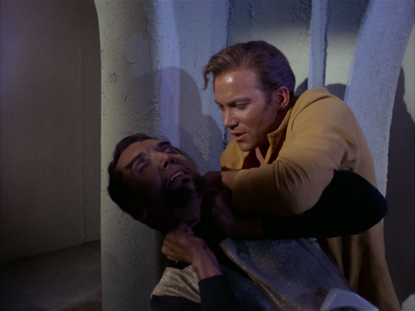ariane179254_StarTrek_1x26_ErrandOfMercy_2570.jpg