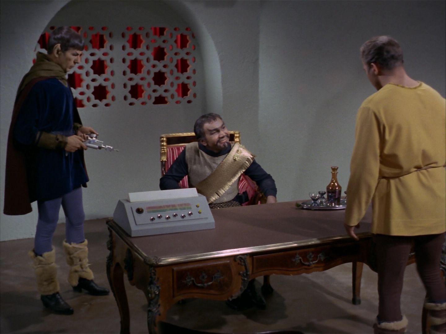 ariane179254_StarTrek_1x26_ErrandOfMercy_2700.jpg